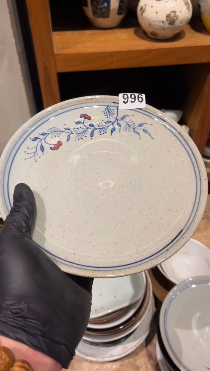 【闪购商品】瓷片966 微瑕灰釉牵牛花浅盘1个