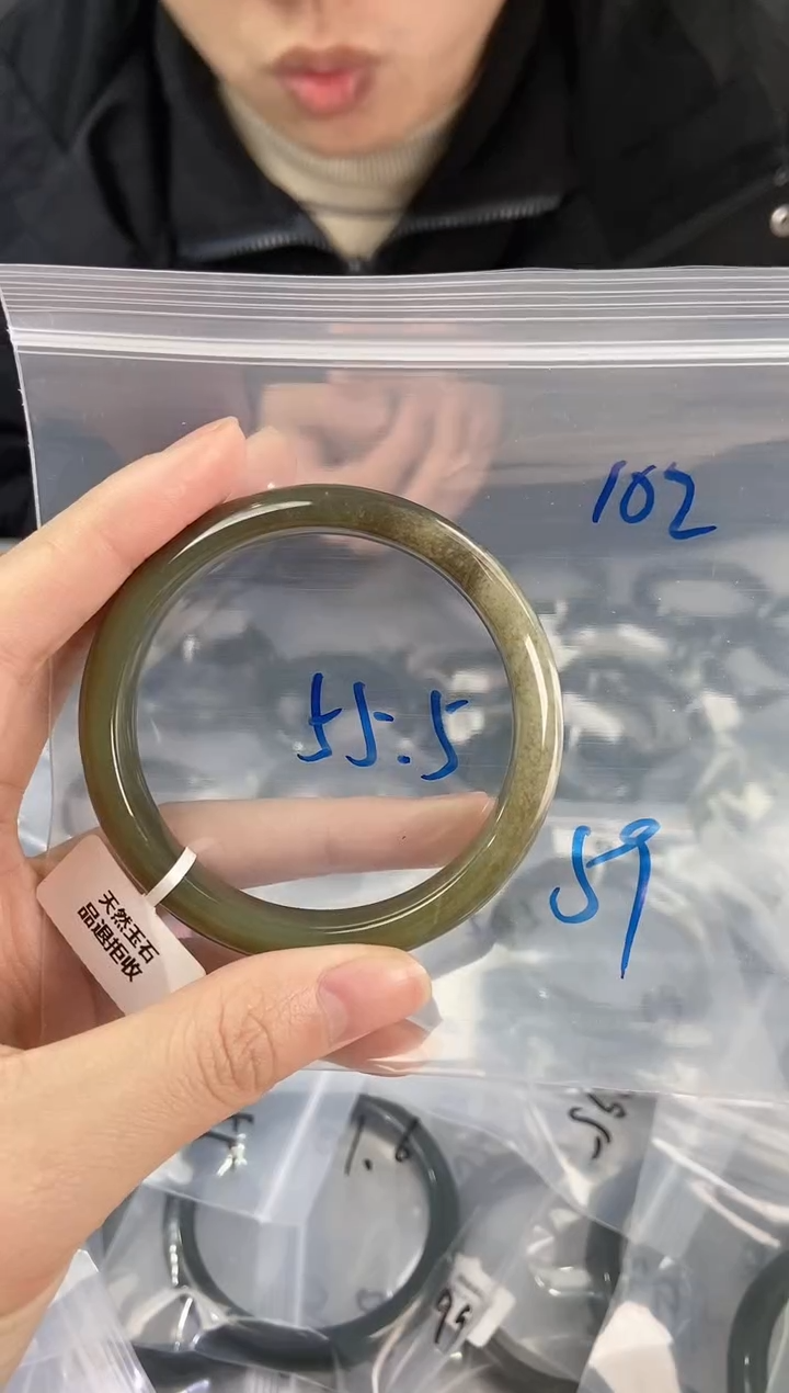 【闪购商品】和田玉手镯未镶嵌和田玉手镯102