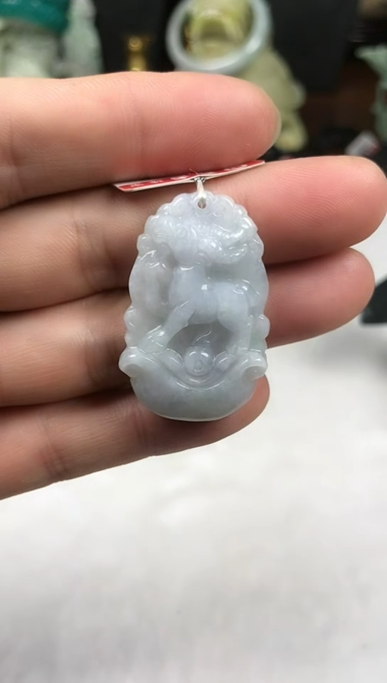 未镶嵌挂件翡翠生肖羊