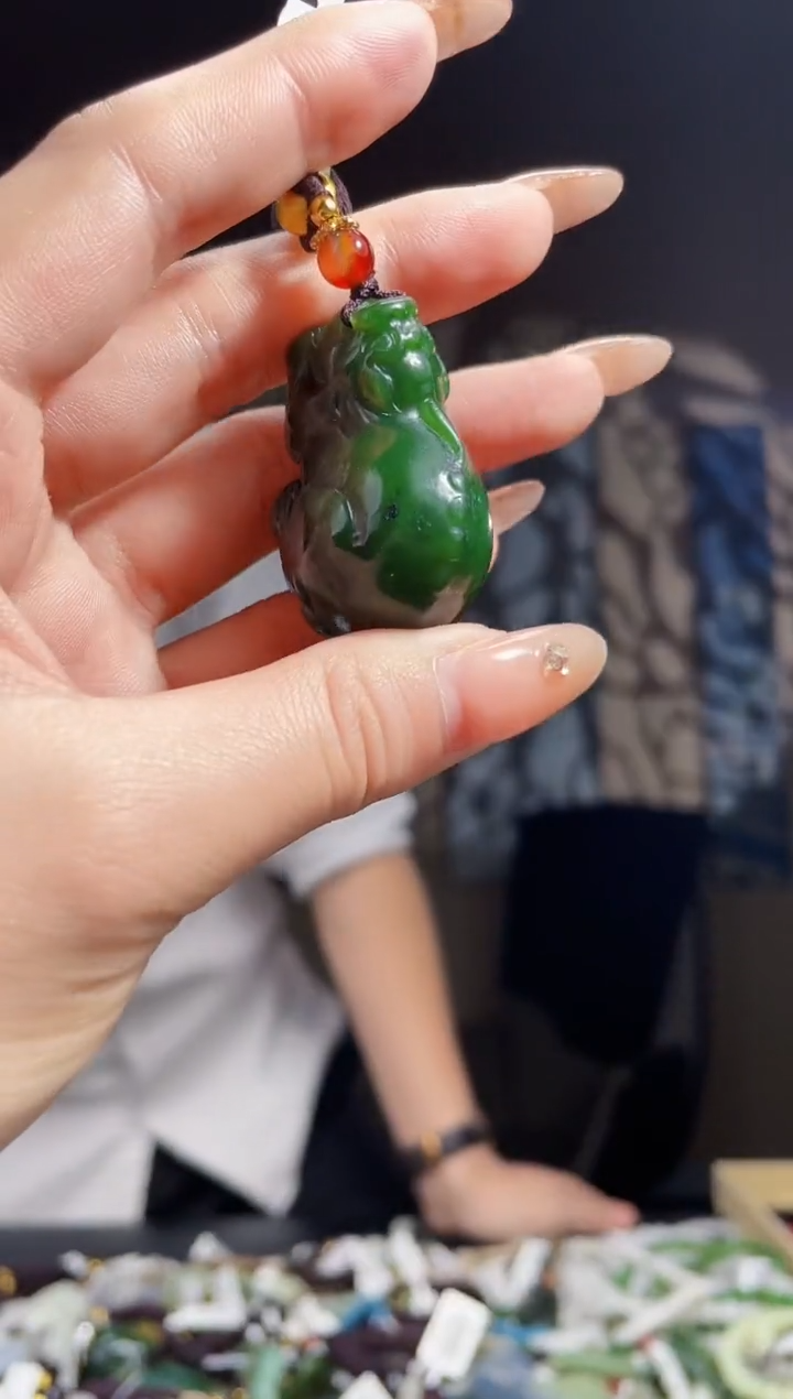 【闪购商品】和田玉颈饰未镶嵌拍一发一