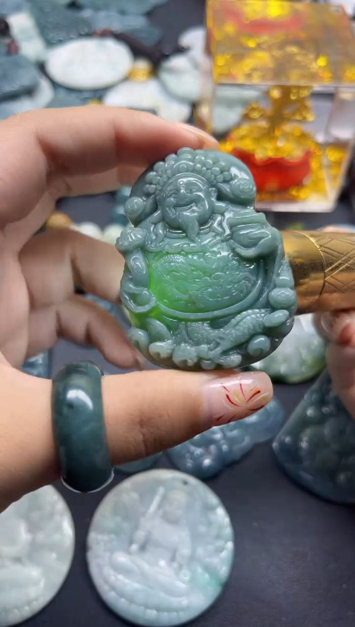 【闪购商品】翡翠颈饰未镶嵌翡翠