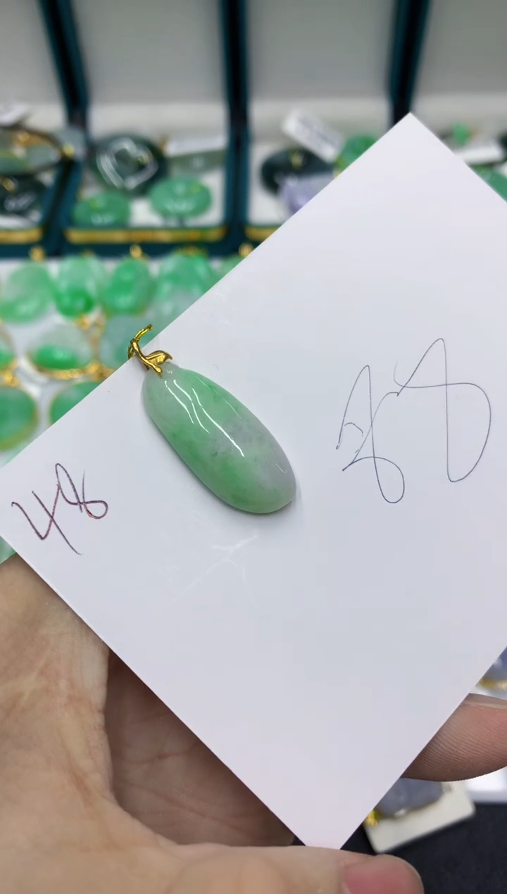 【闪购商品】翡翠颈饰18K金镶嵌号链接11111