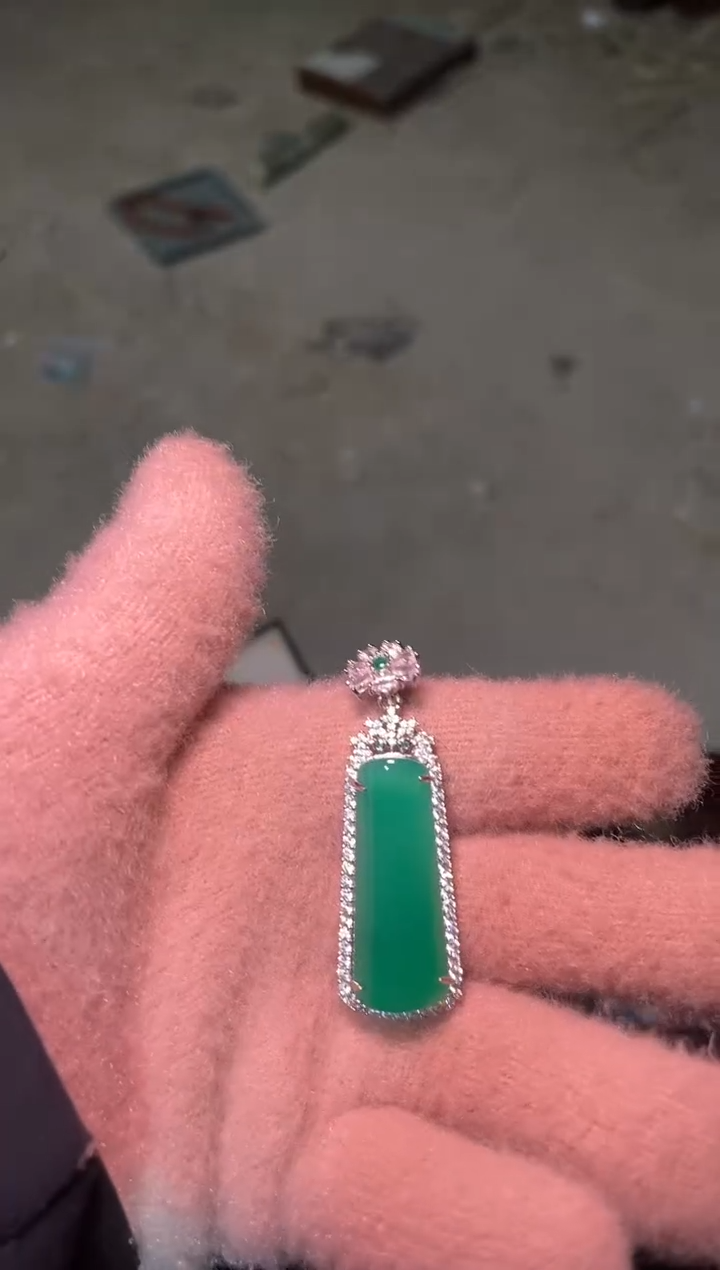【闪购商品】翡翠颈饰未镶嵌雅琪精品精品链接6