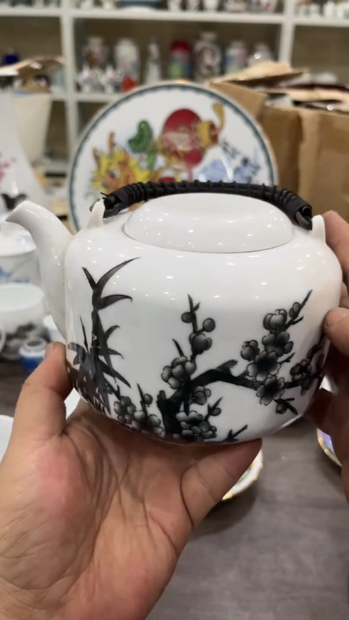 微瑕湖南醴陵釉下五彩陶瓷