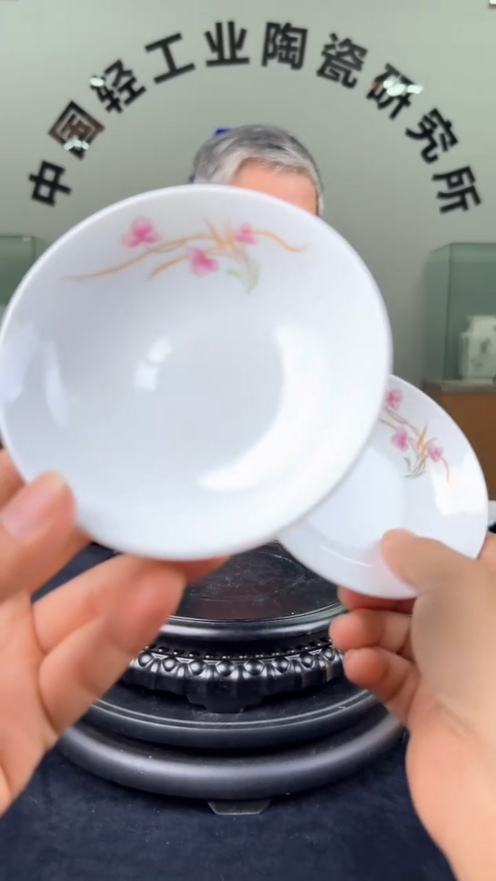 摆件陶瓷花卉三寸碟2只