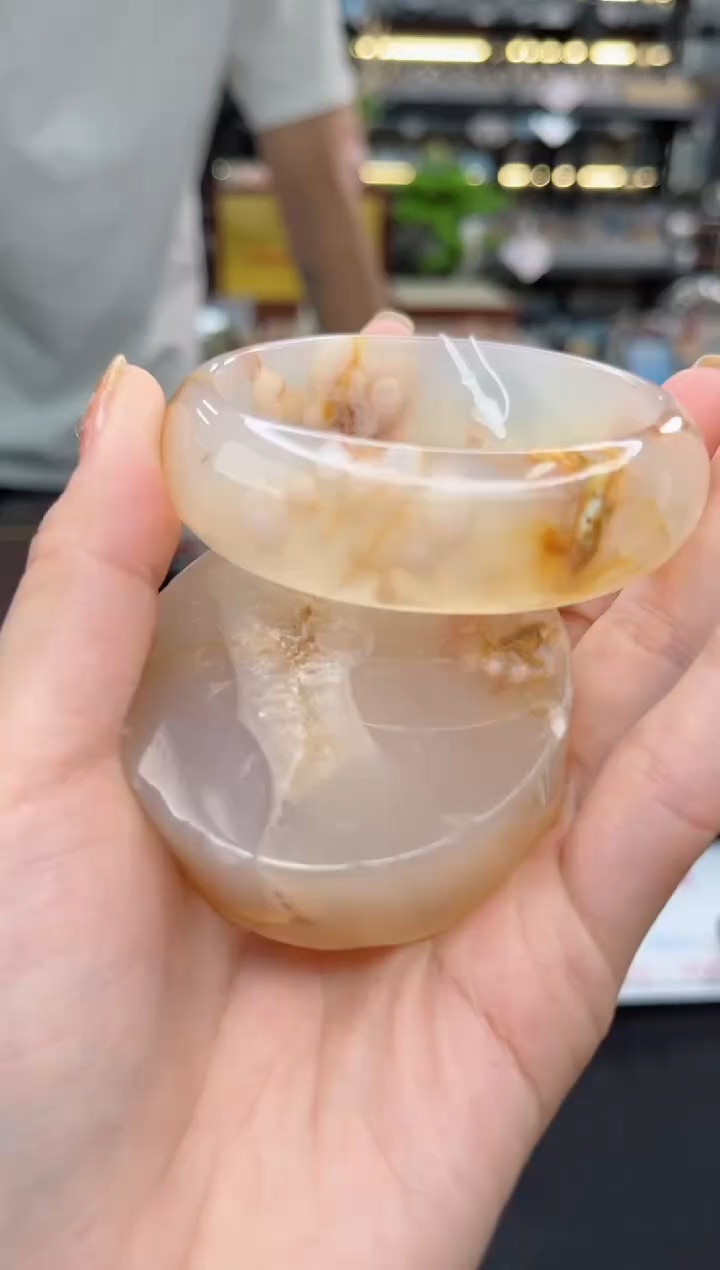 【闪购商品】石英质玉手镯未镶嵌56圈口（赠品镯心）3931170