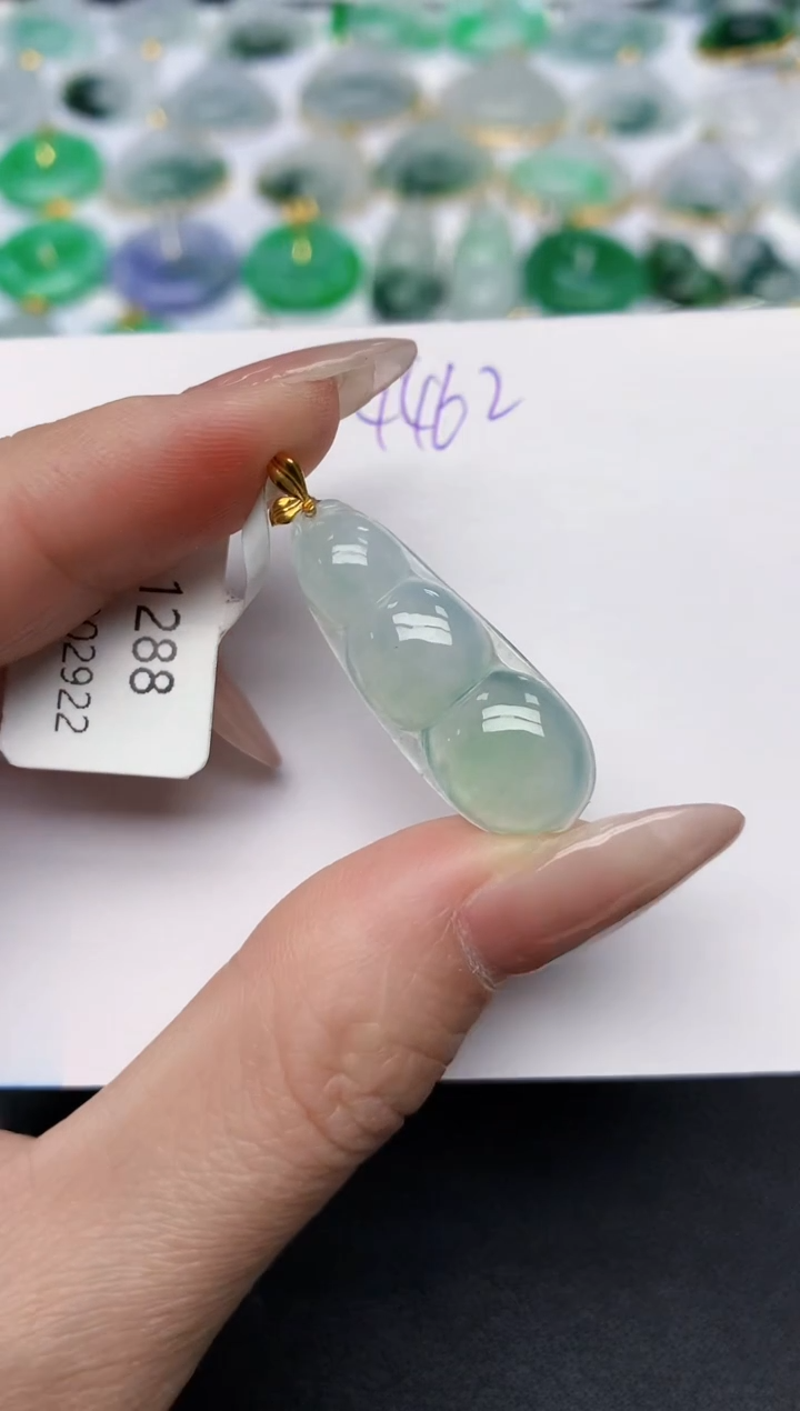 颈饰18K金镶嵌翡翠天然缅甸A货翡翠百元以上9元证书费自理