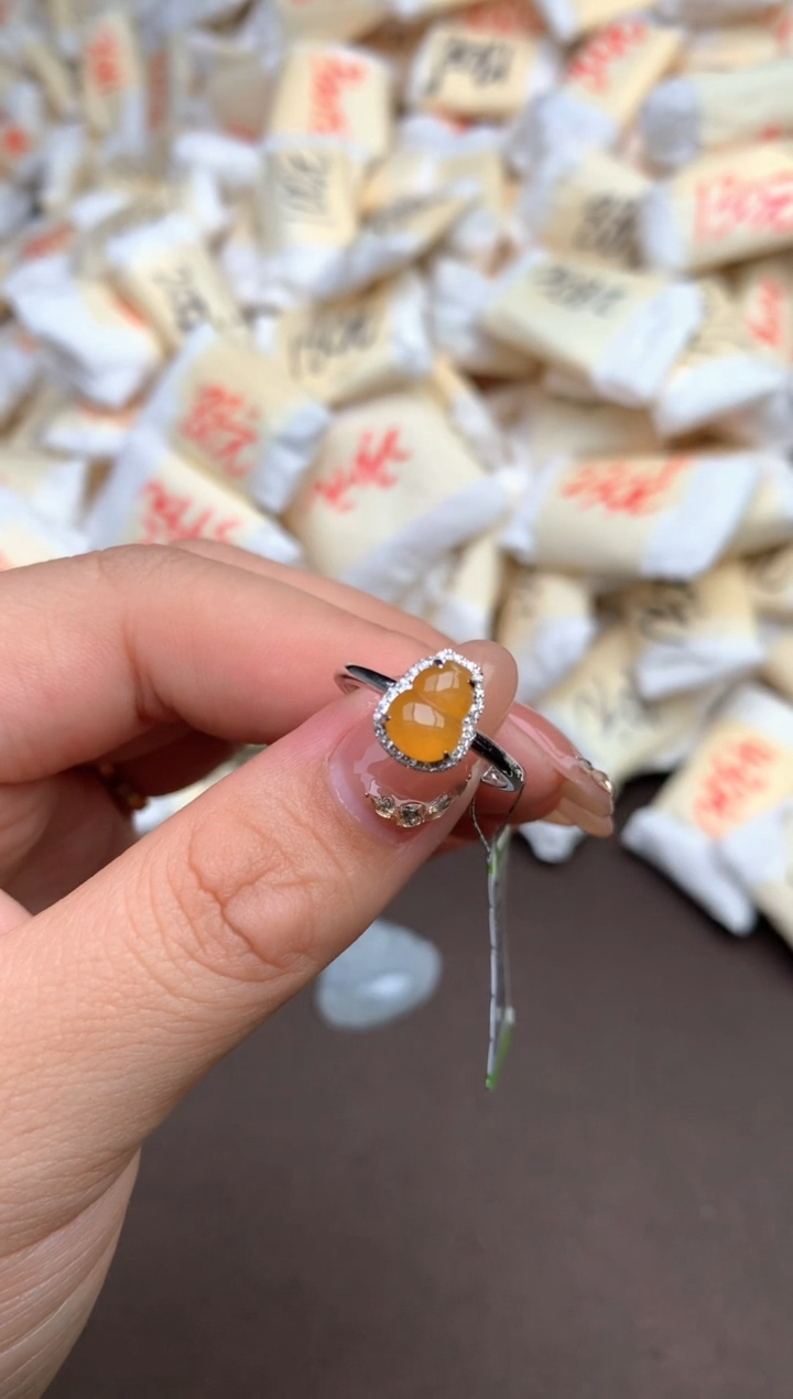 【闪购商品】翡翠戒指18K金镶嵌—