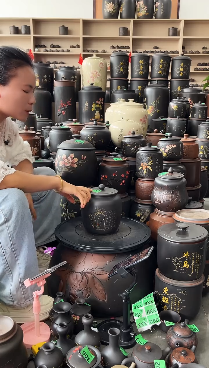 罐大瑕疵茶叶罐   彩填冬瓜  814