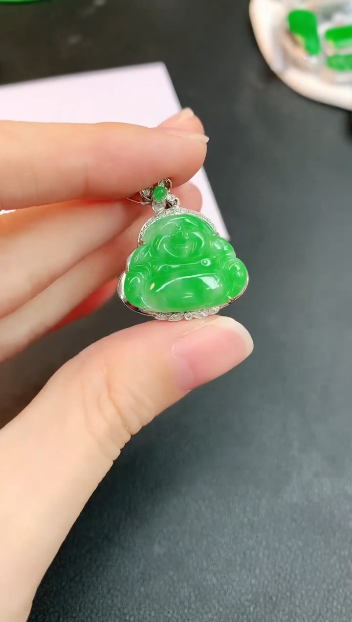 【闪购商品】翡翠颈饰18K金镶嵌赠礼盒证书 小君