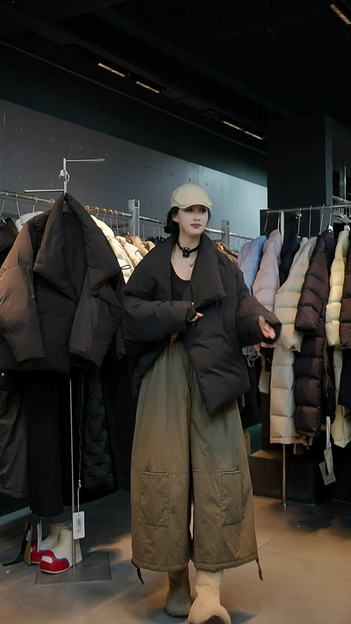 8分绿色裤子8分绿色裤子