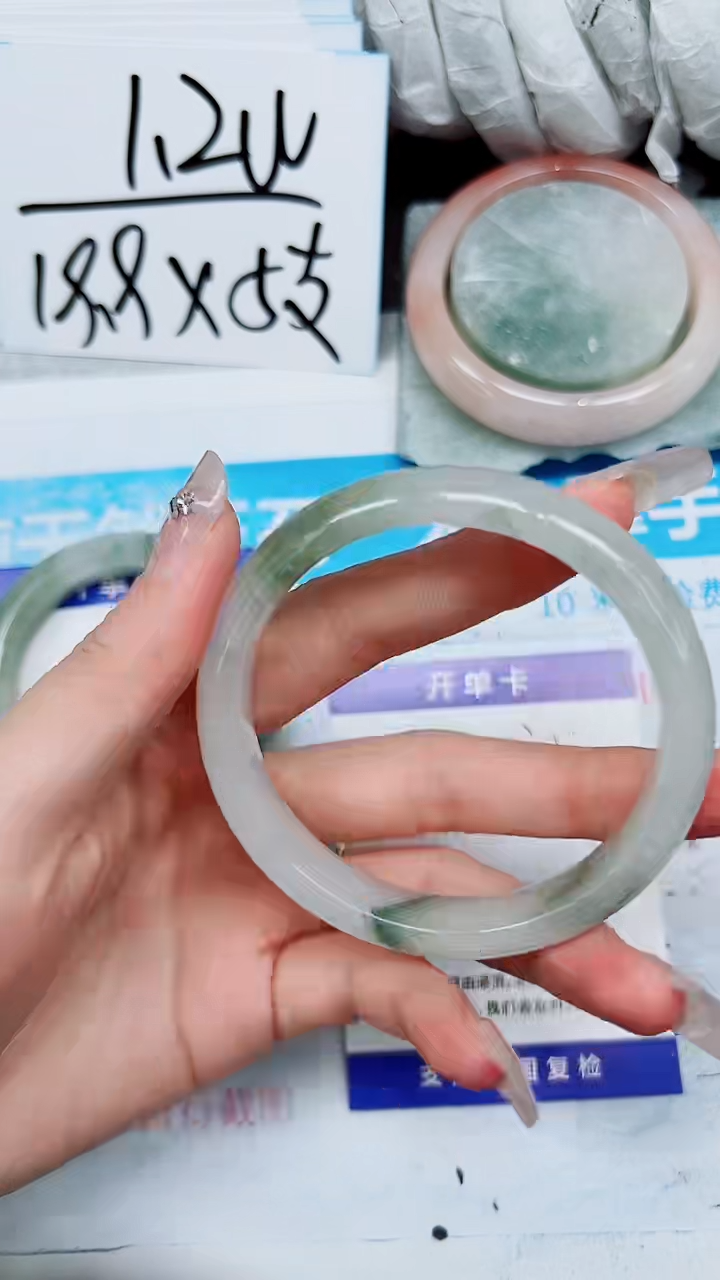 【闪购商品】石英质玉手镯合金A135-59`60`61