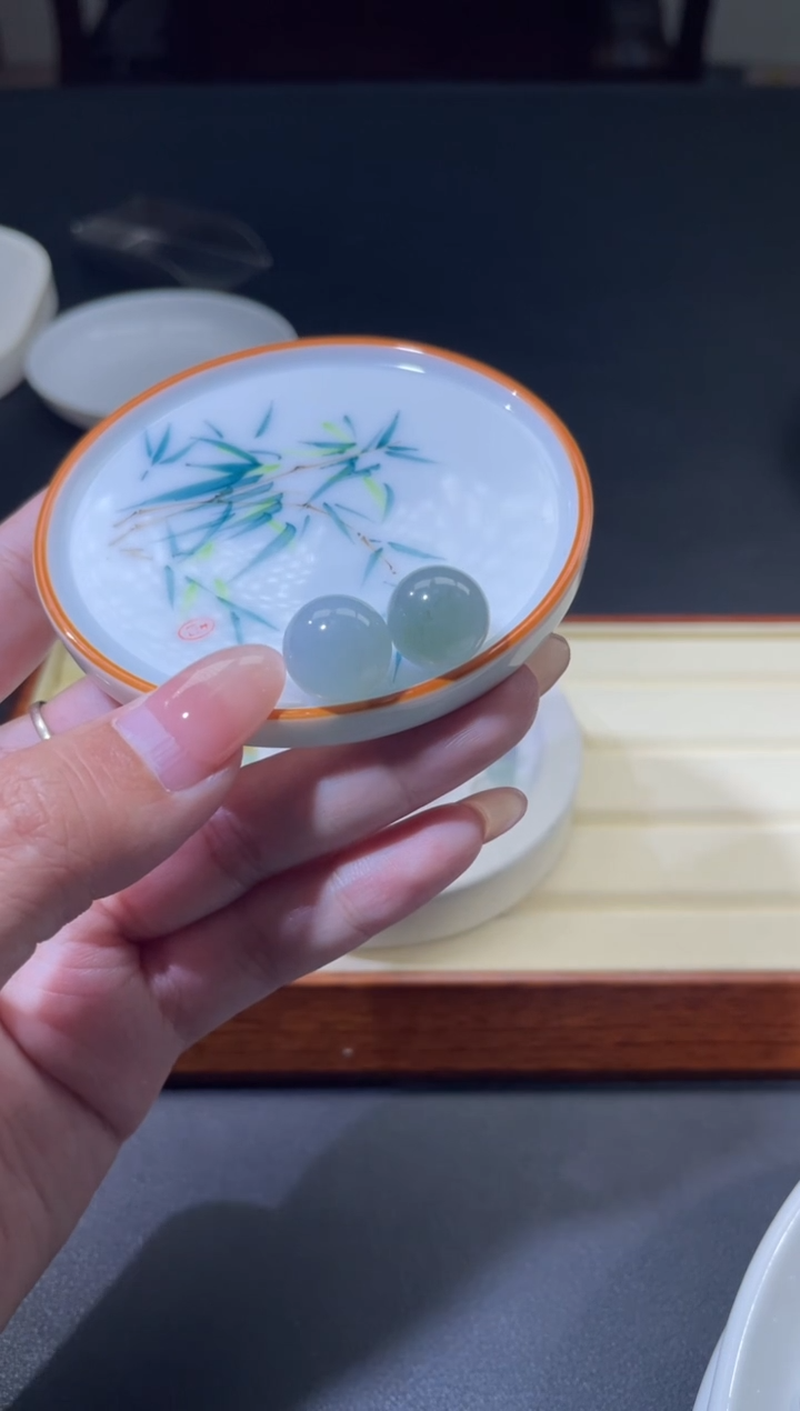 未镶嵌定制翡翠暖****姐翡翠毛货