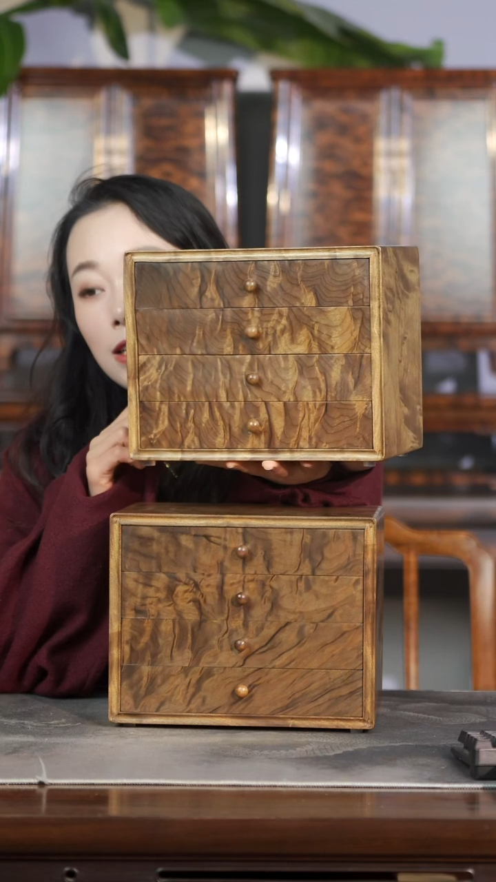 金丝楠满花云彩水波精工4层珠宝柜418