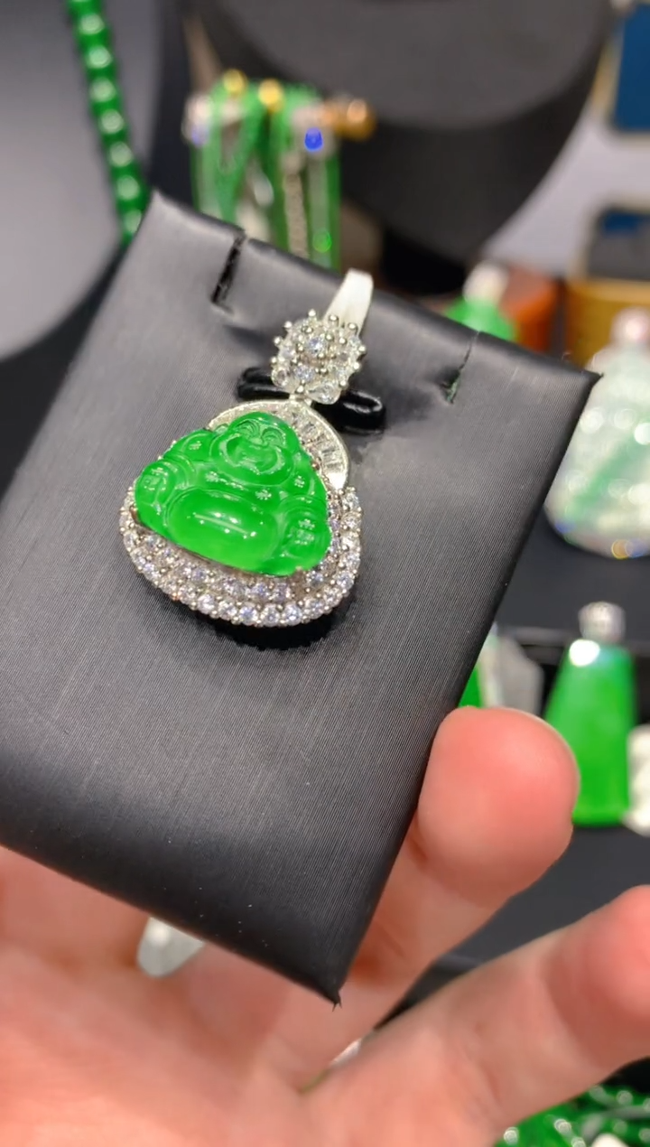 颈饰未镶嵌翡翠1一季