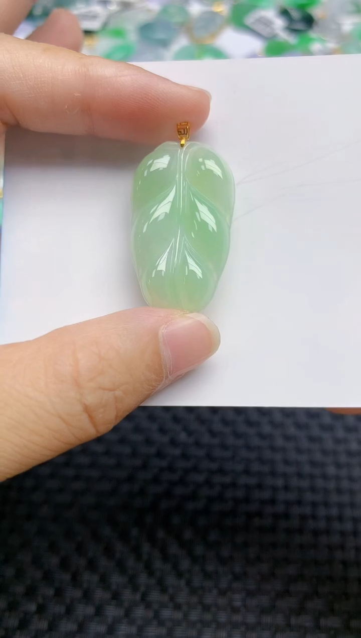 翡翠18K金镶嵌颈饰天然缅甸A货翡翠百元以上9元证书费自理