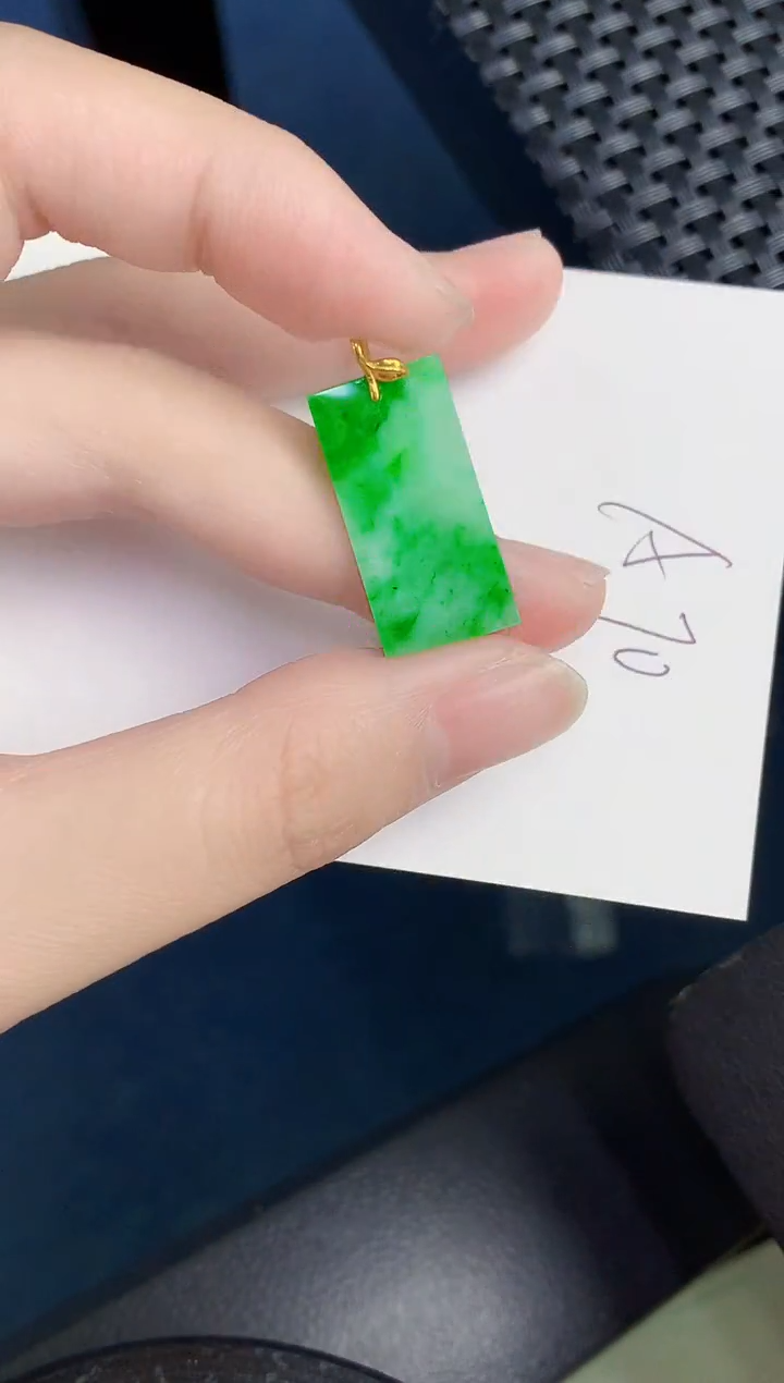 【闪购商品】翡翠颈饰18K金镶嵌000000000