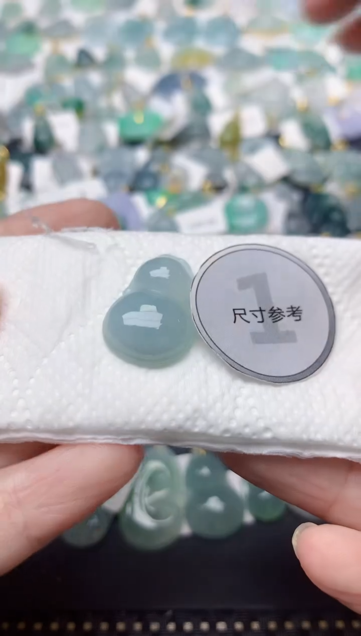 颈饰未镶嵌翡翠天然缅甸A货翡翠