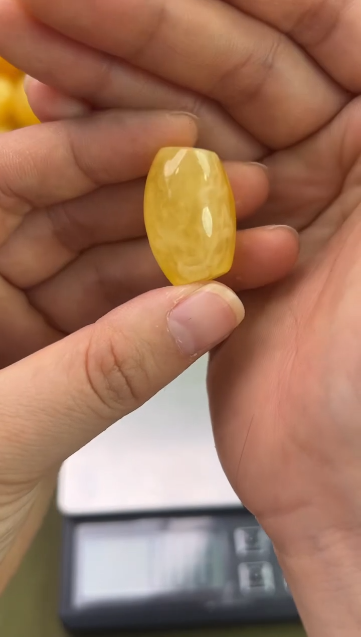 裸石琥珀未镶嵌琥珀蜜蜡吊坠