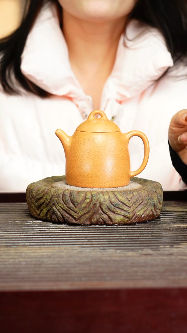 宜兴原矿紫砂壶茶壶宜兴原矿紫砂壶茶壶150C