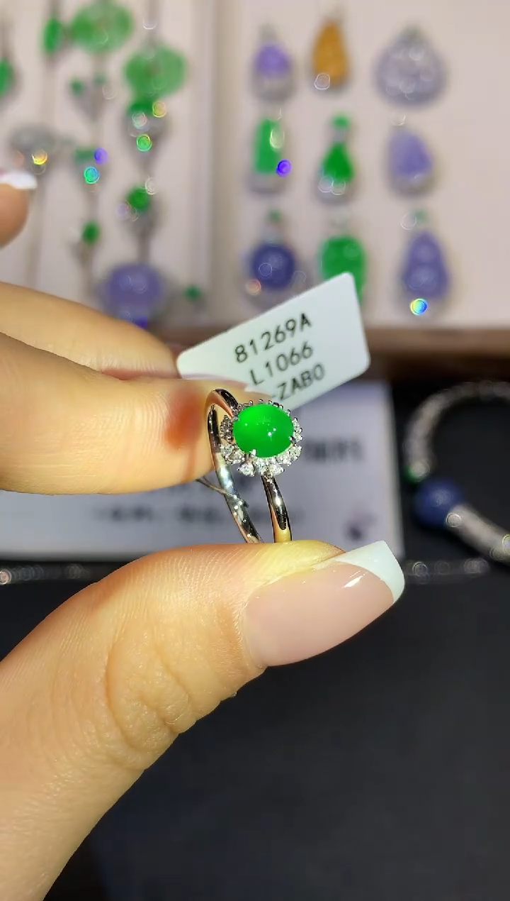 【闪购商品】翡翠18K金镶嵌戒指L1066