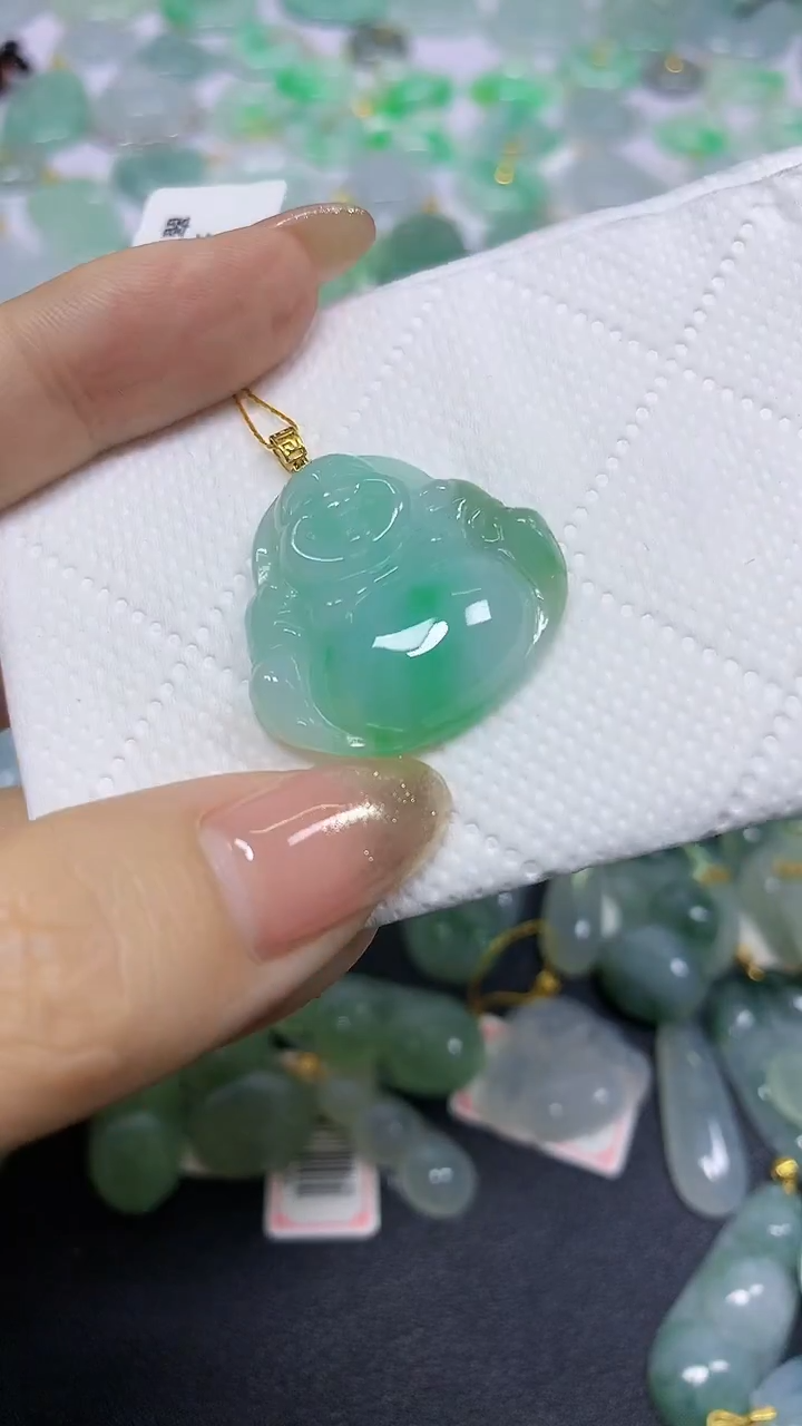 颈饰18K金镶嵌翡翠天然翡翠A货