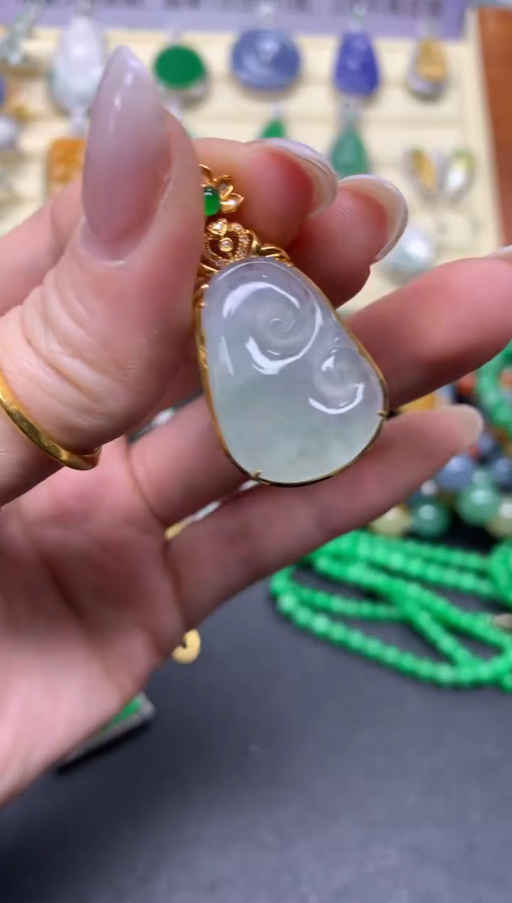 【闪购商品】翡翠吊坠(不含链)18K金镶嵌吊坠|2800+280