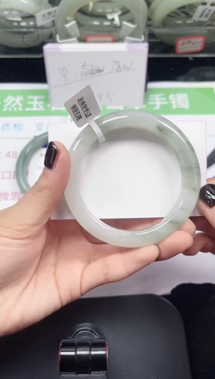 未镶嵌手镯石英质玉184-55/56