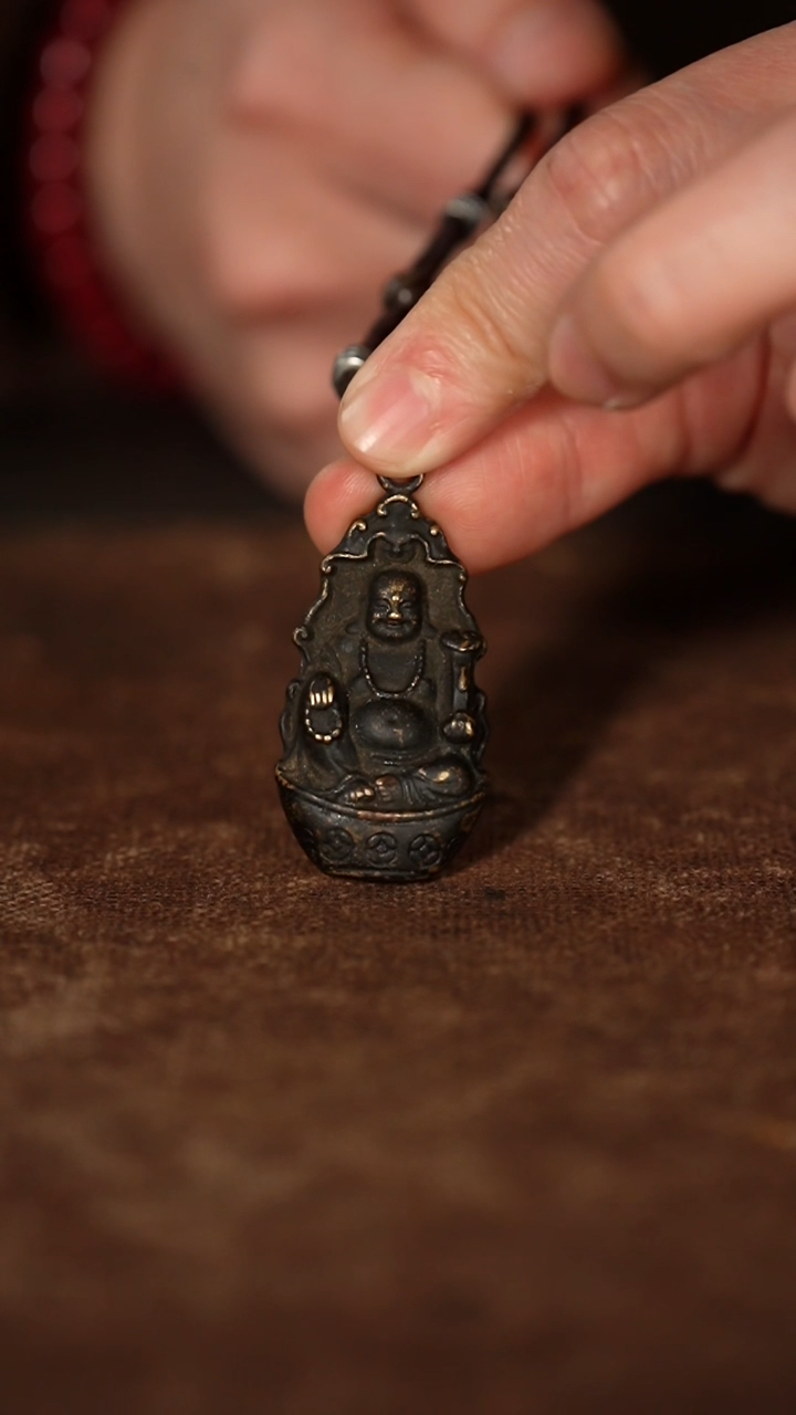 【闪购商品】高4宽2.4。          