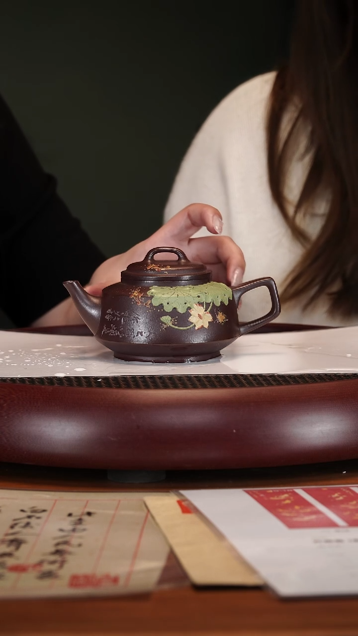 【闪购商品】紫砂茶壶2-64QYJ妙趣横生老紫泥250cc