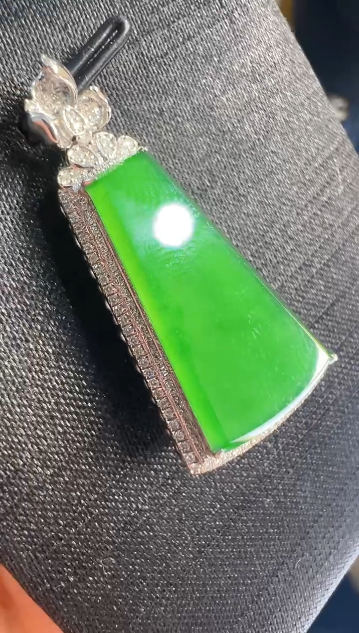 【闪购商品】翡翠吊坠(不含链)18K金镶嵌多样性团购发一件