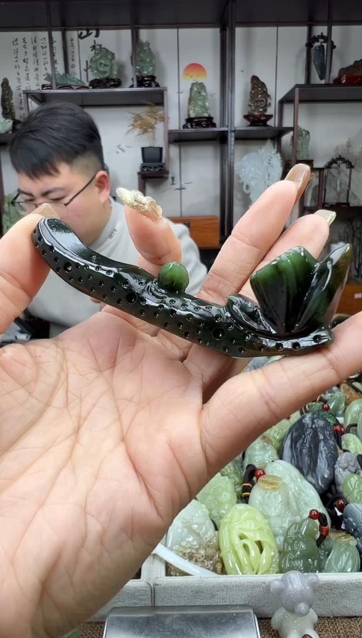 未镶嵌和田玉把件1