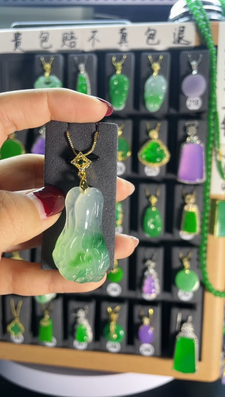 【闪购商品】翡翠耳饰银S925镶嵌看....