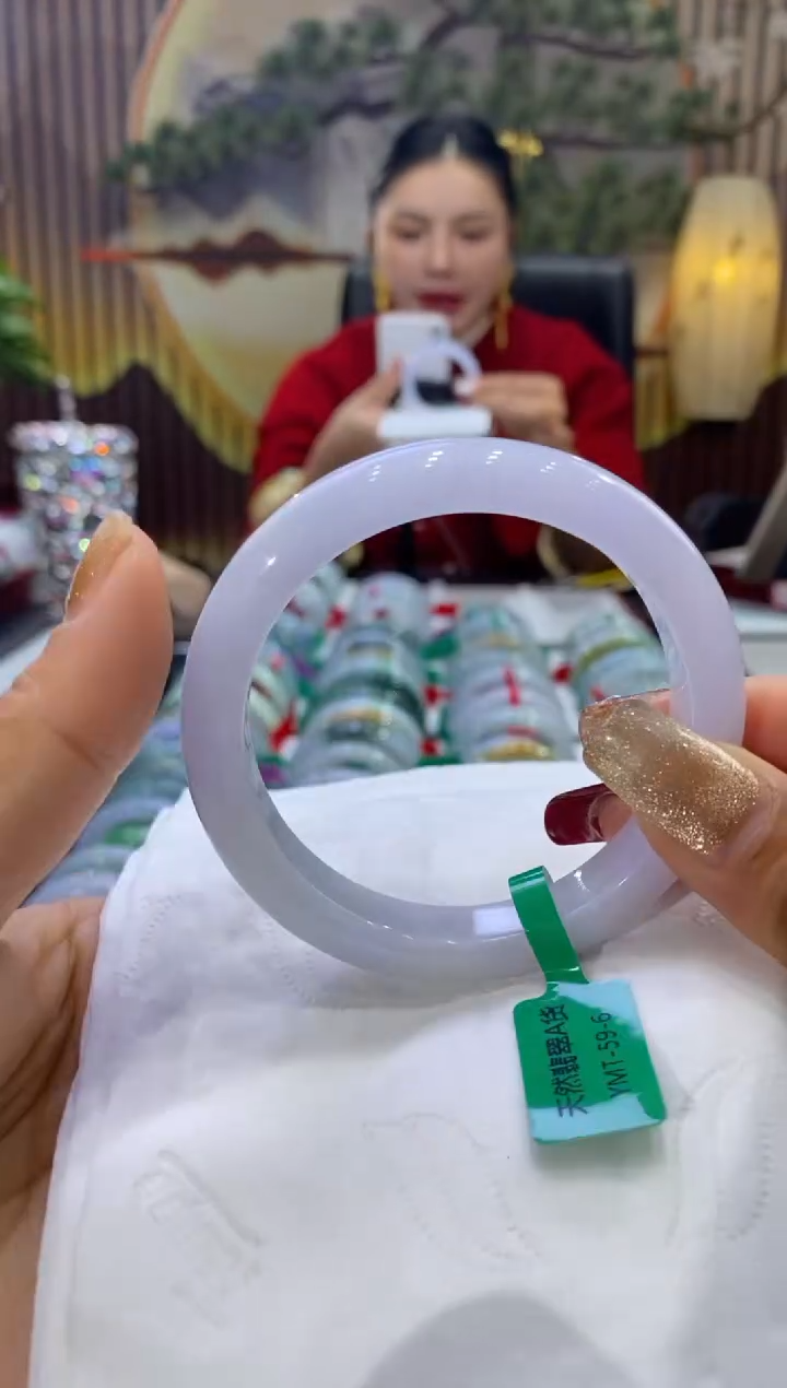 【闪购商品】翡翠手镯未镶嵌多人08058