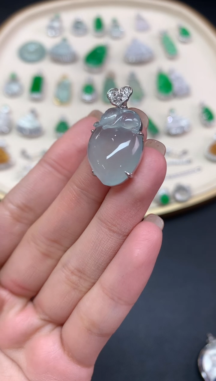 【闪购商品】翡翠吊坠(不含链)18K金镶嵌吊坠A332|9800