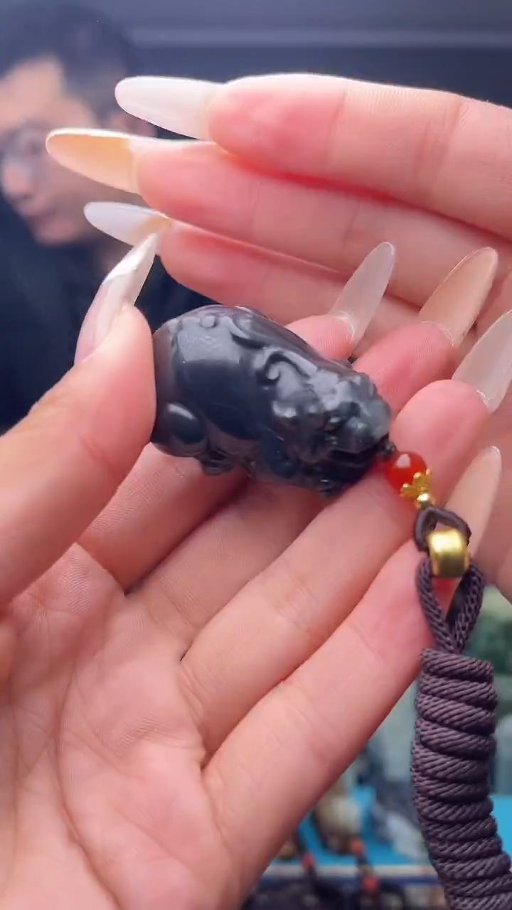 未镶嵌和田玉挂件1