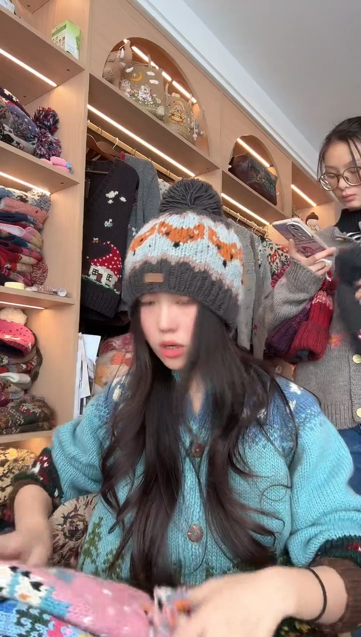 羊毛灰蓝狐狸帽  