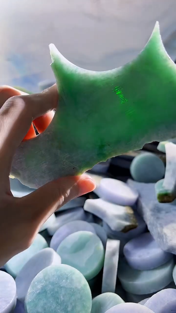 翡翠裸石缅甸翡翠A货文728