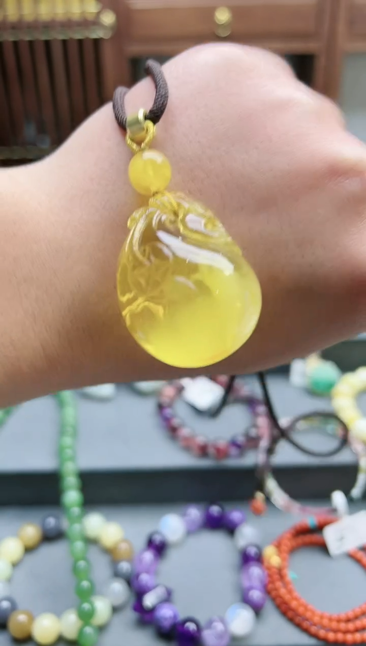 【闪购商品】蜜蜡裸石未镶嵌蜜蜡钱袋吊坠*1 DY