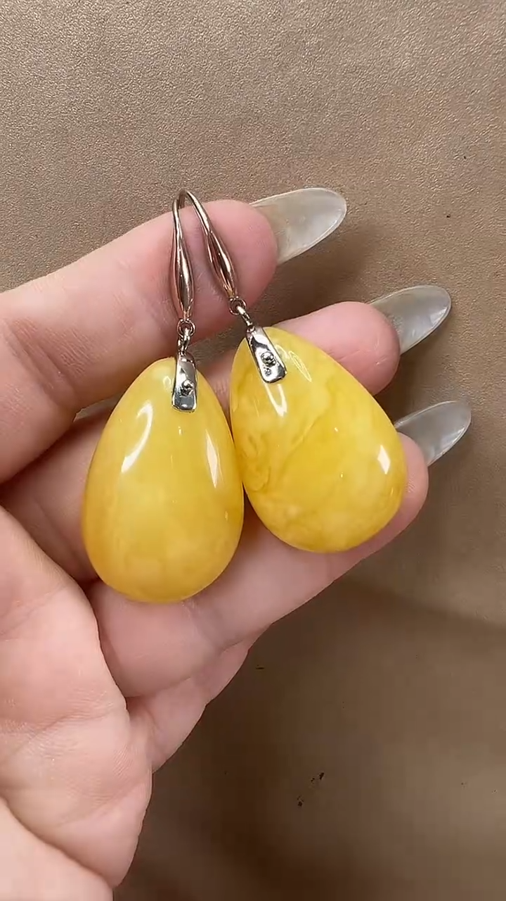 琥珀颈饰未镶嵌耳环