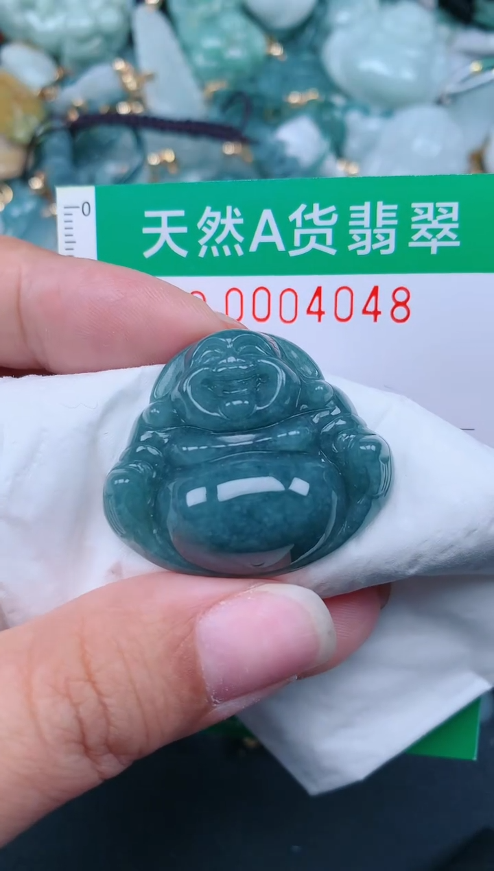 翡翠未镶嵌颈饰.0004048