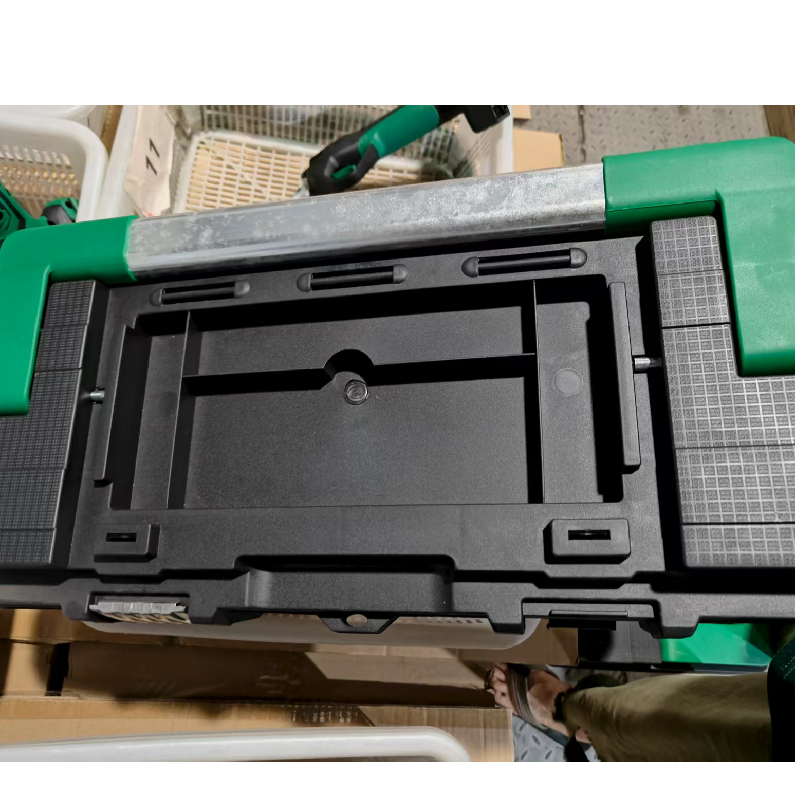 美耐特10号  21寸工具箱无透明盖    尾货捡漏瑕疵
