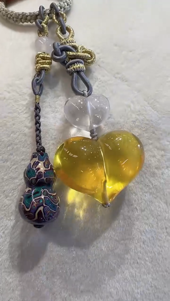 琥珀颈饰未镶嵌琥珀挂件