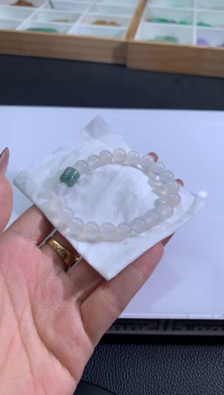 【闪购商品】翡翠手链未镶嵌翡翠