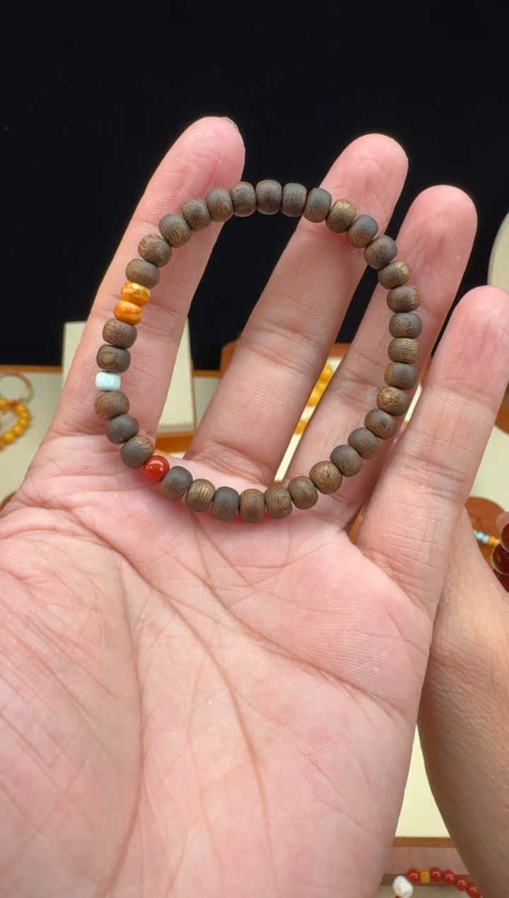 【闪购商品】蜜蜡手链未镶嵌蜜蜡