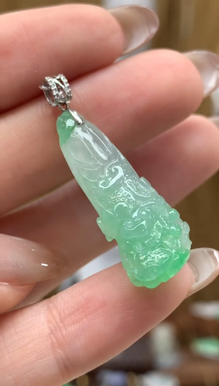 【闪购商品】翡翠18K金镶嵌吊坠(不含链)白菜