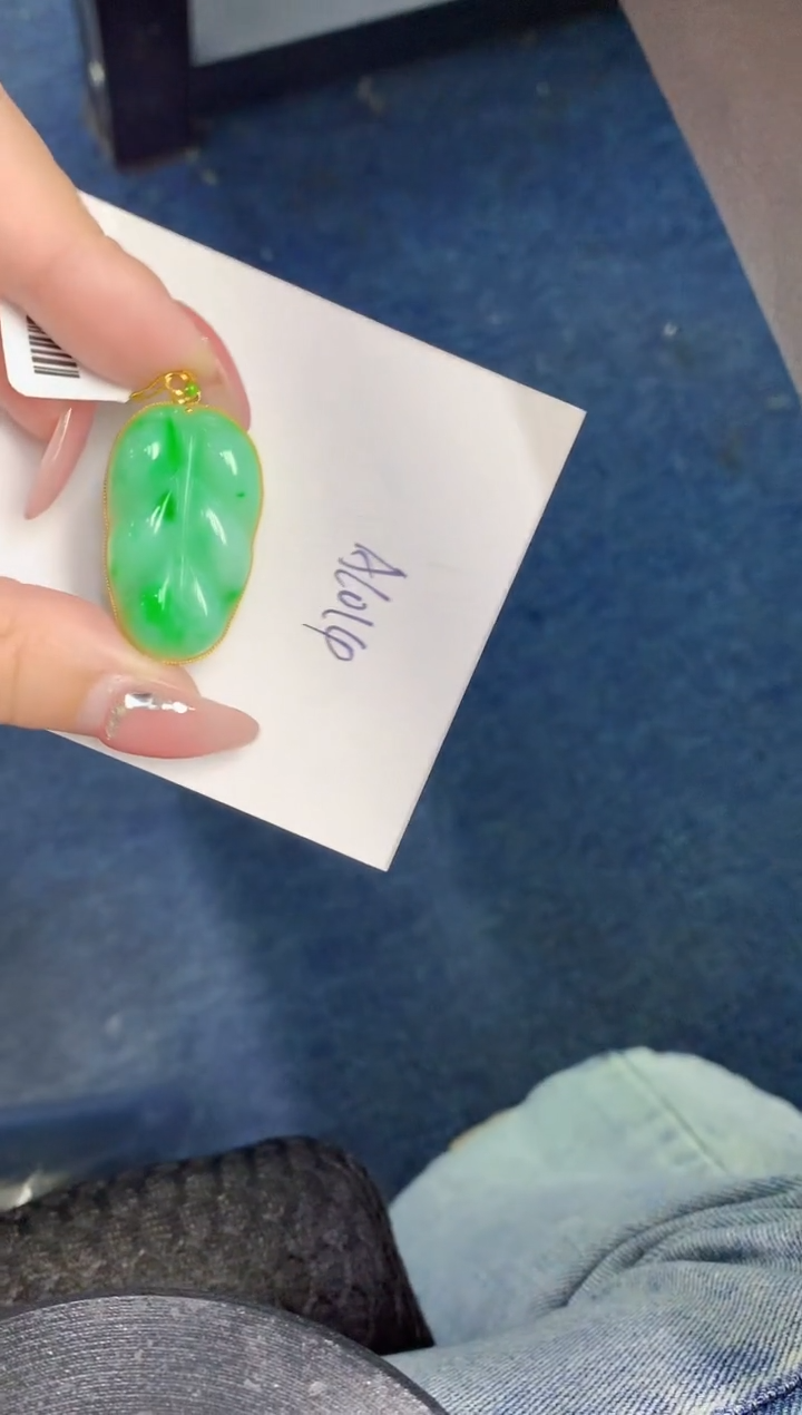 【闪购商品】翡翠颈饰18K金镶嵌000000000