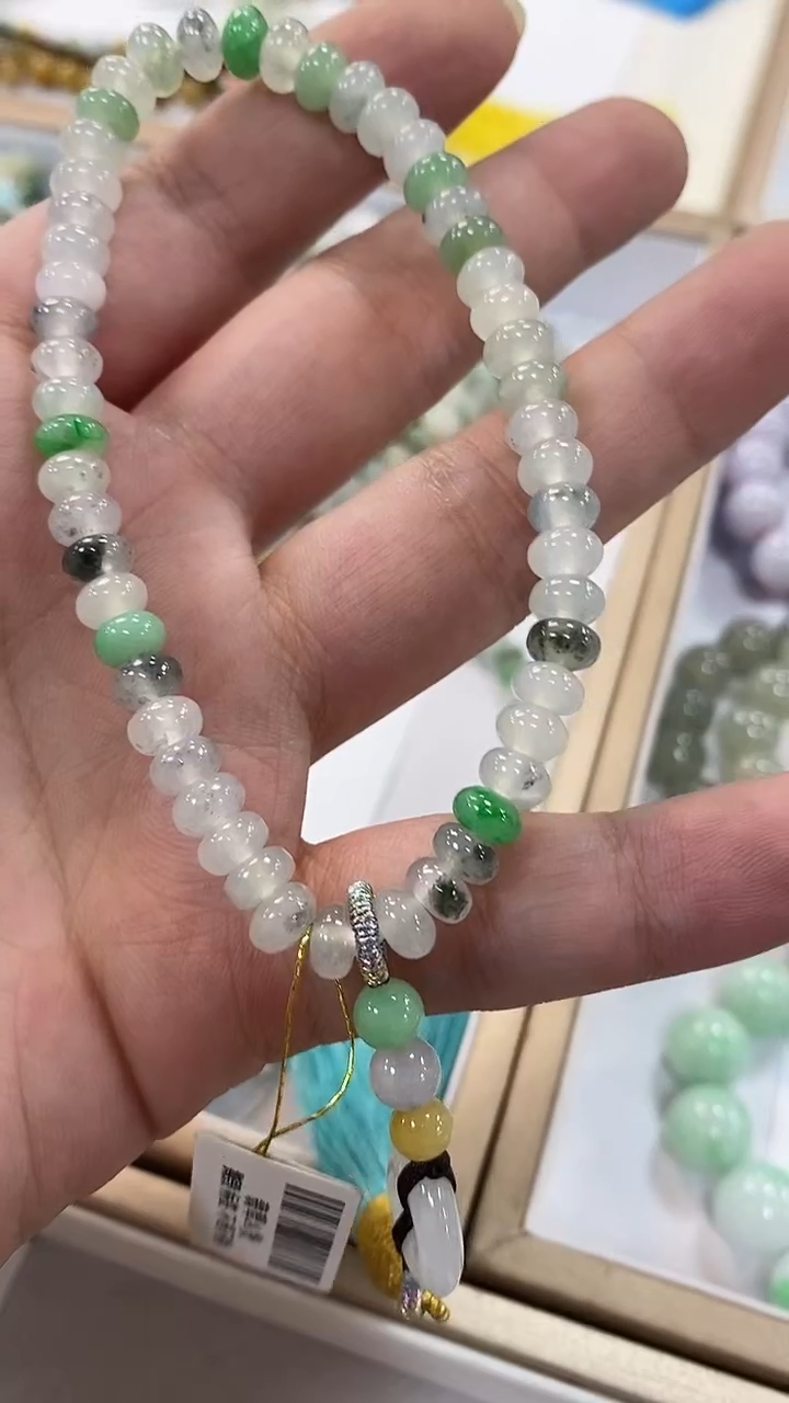 【闪购商品】翡翠挂件未镶嵌翡翠挂件16672