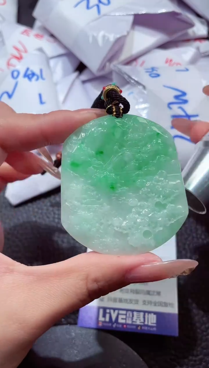 颈饰未镶嵌翡翠410