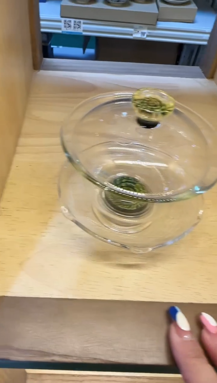 【闪购商品】瓷C241-------------